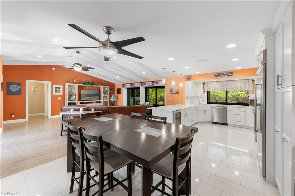 1813 Princess CT