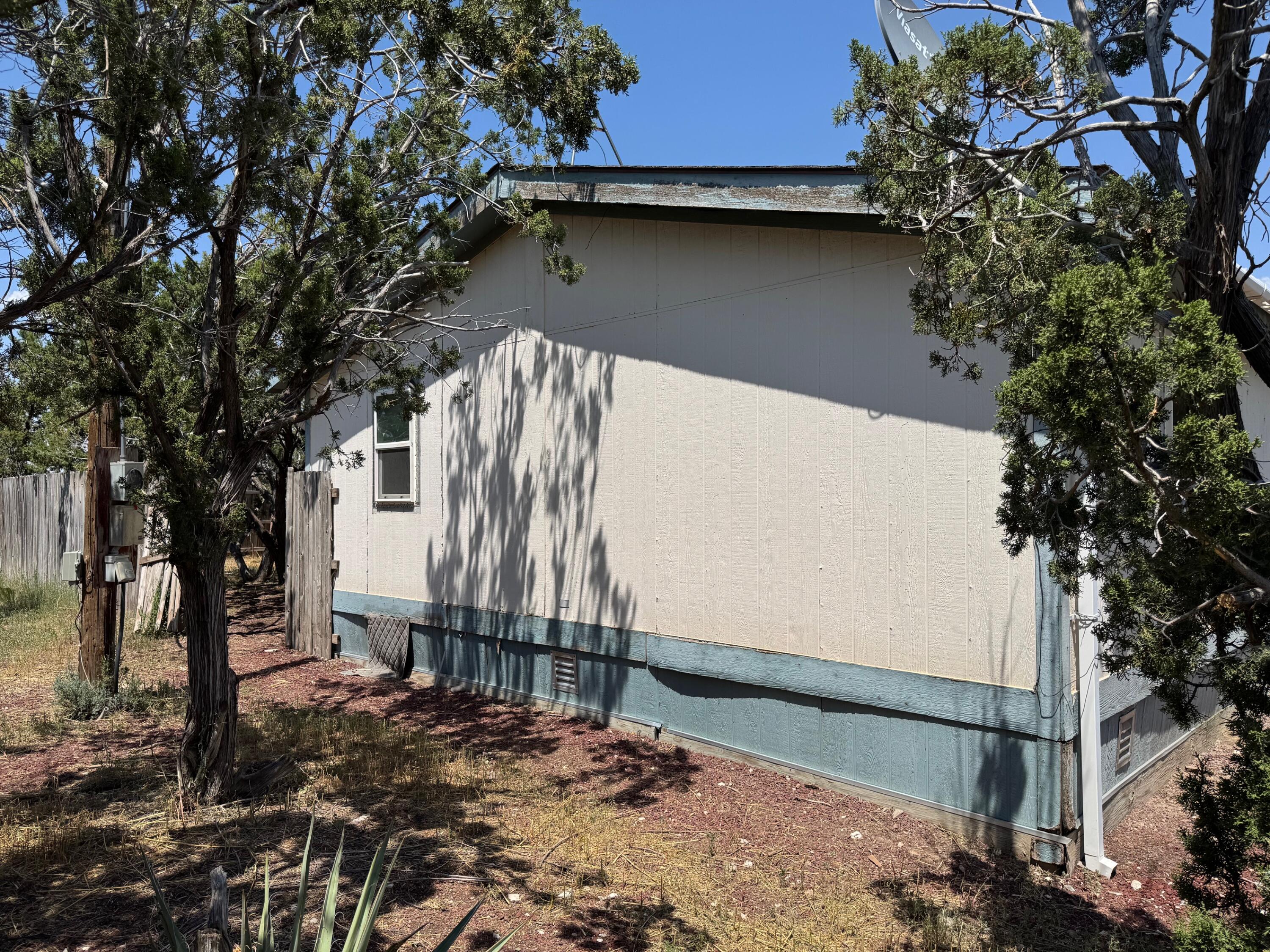 13 E WILLARD Road