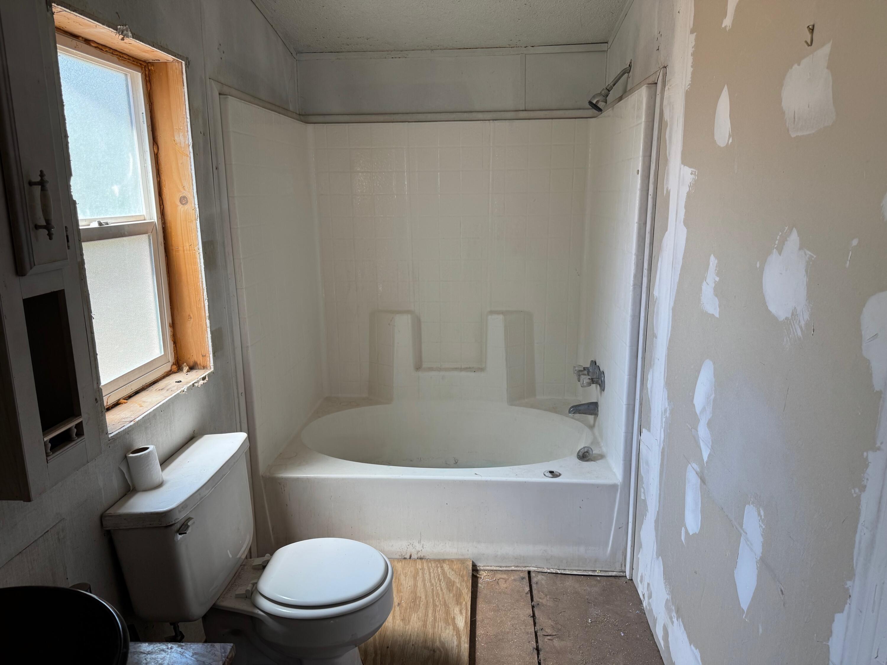 13 E WILLARD Road