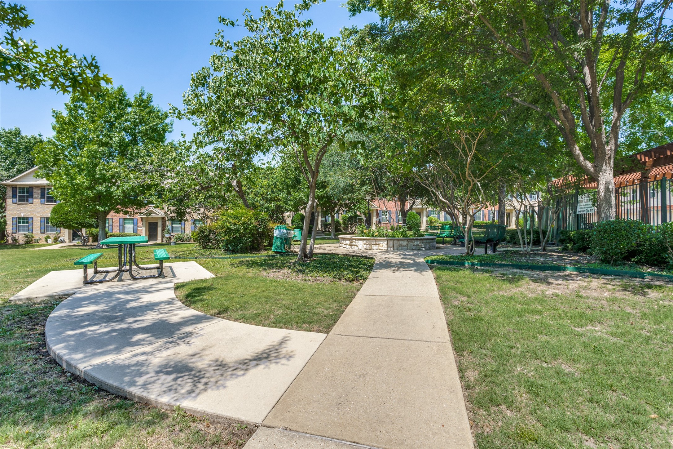 4108 Kyndra Circle