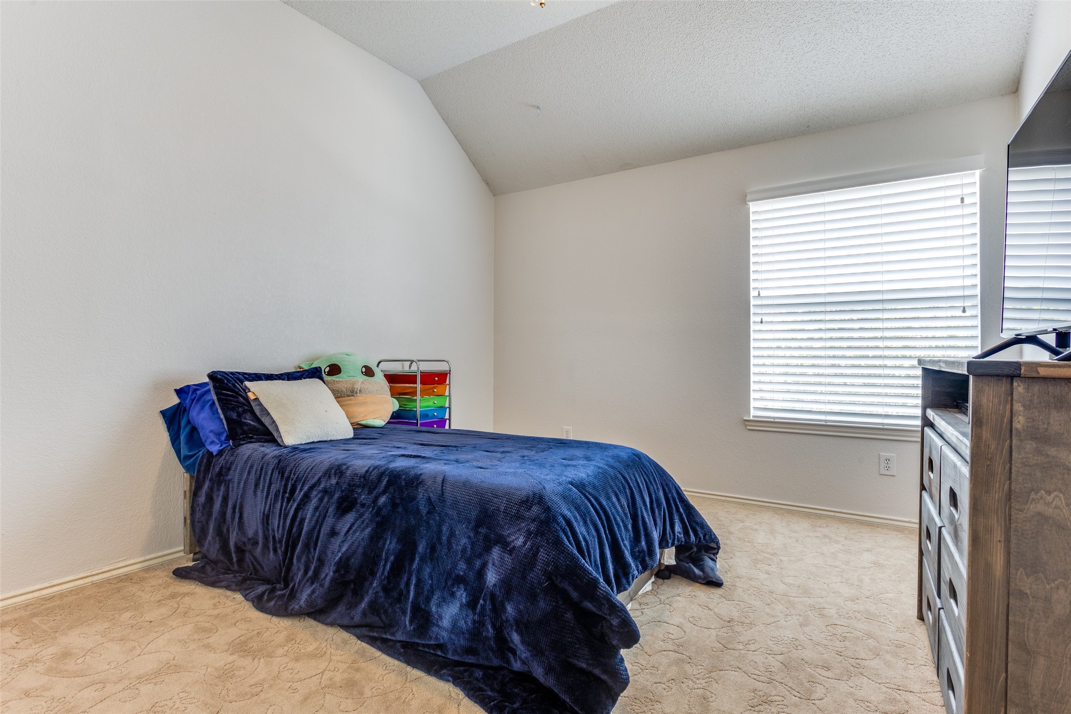 7305 Crestfield Circle