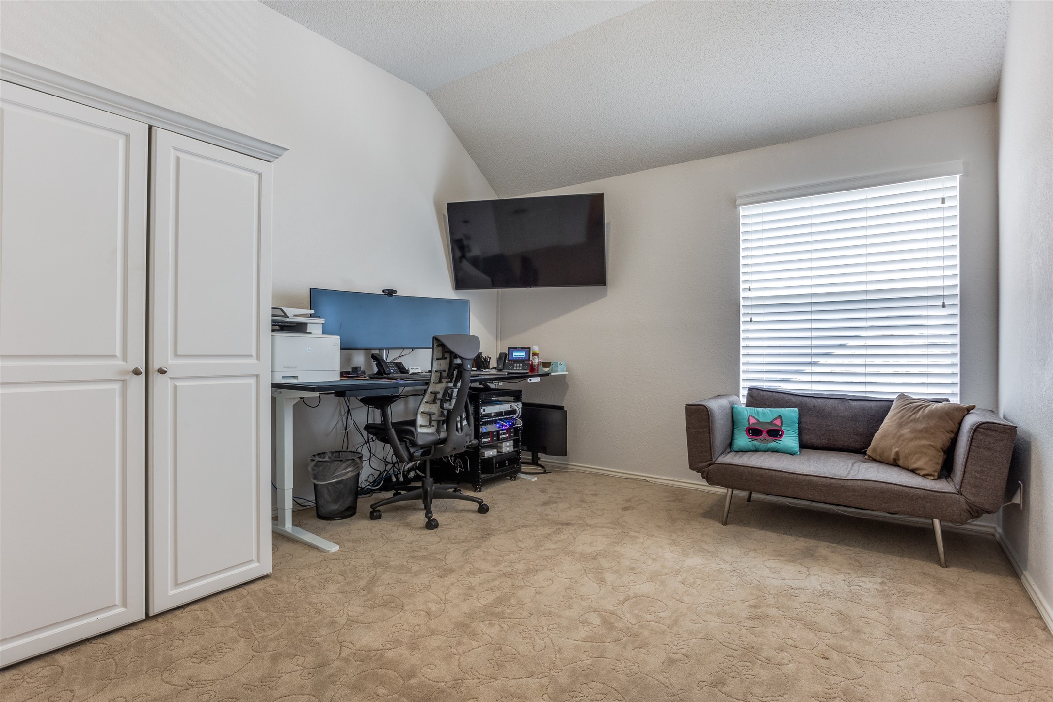7305 Crestfield Circle
