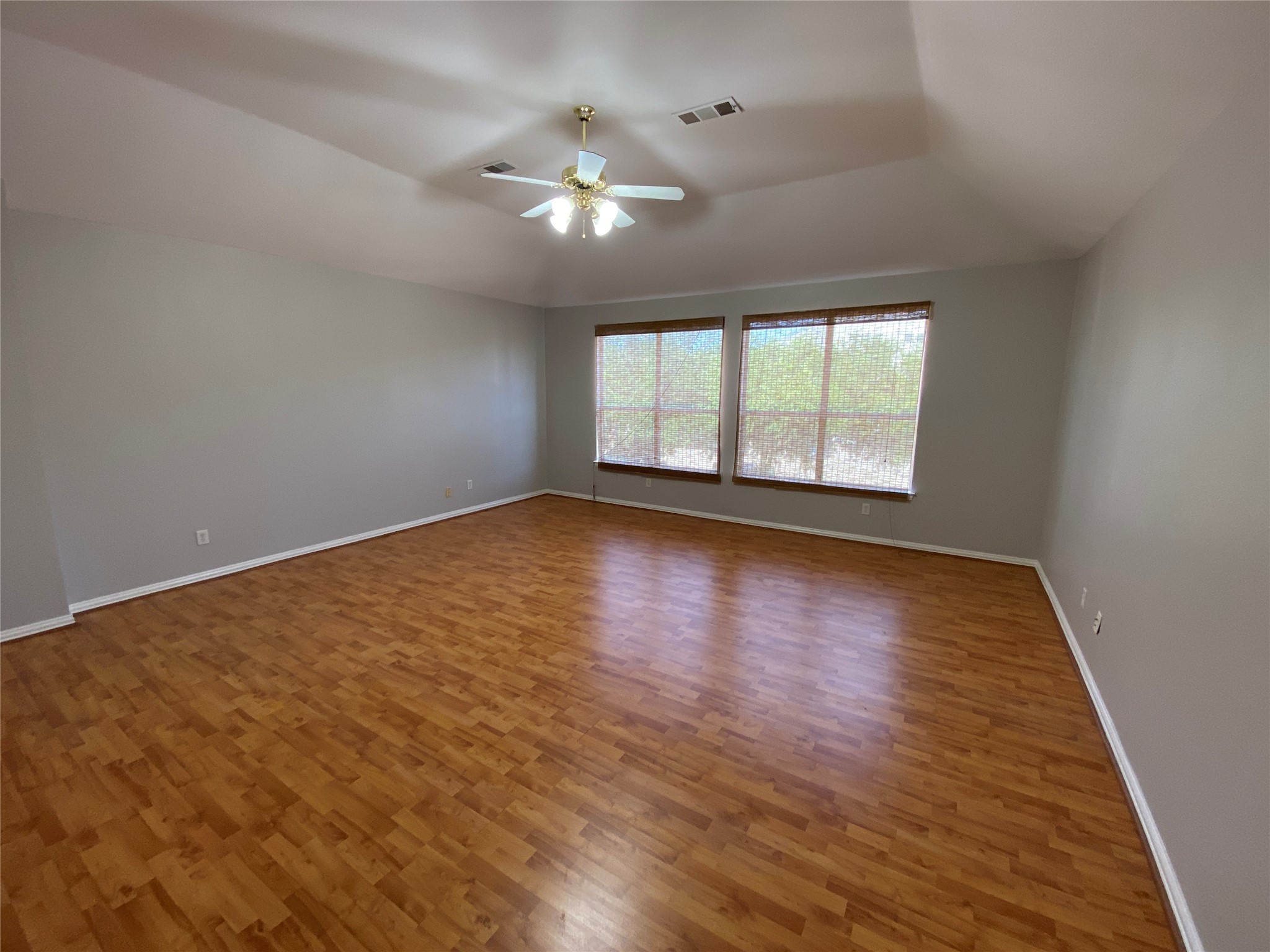 1544 Commerce Drive