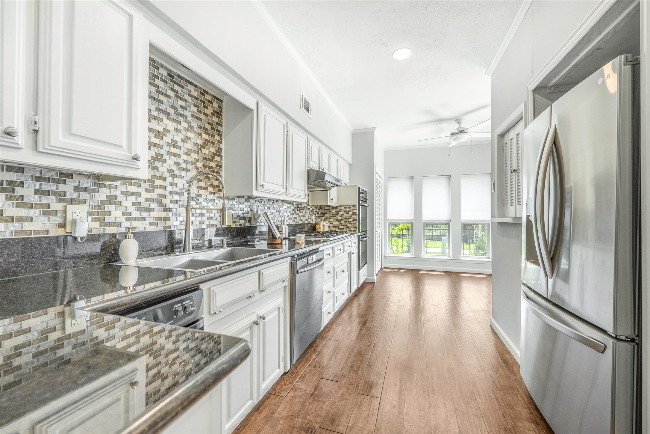 12564 Montego Plaza