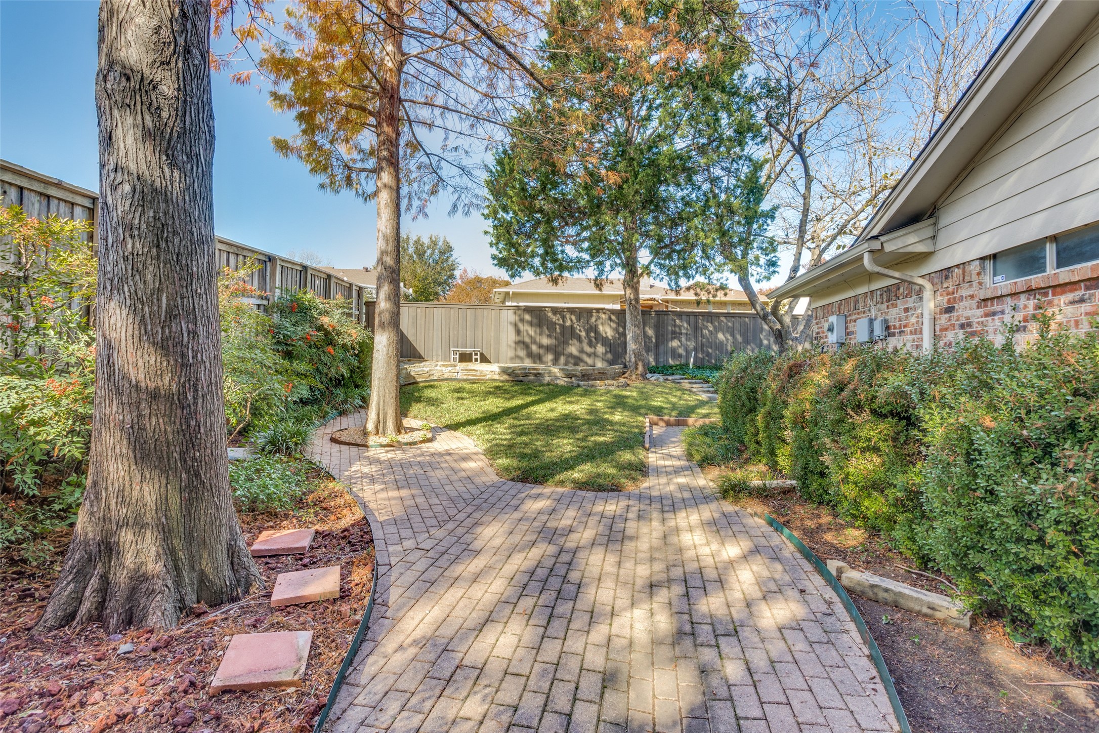 1233 Gardengate Circle