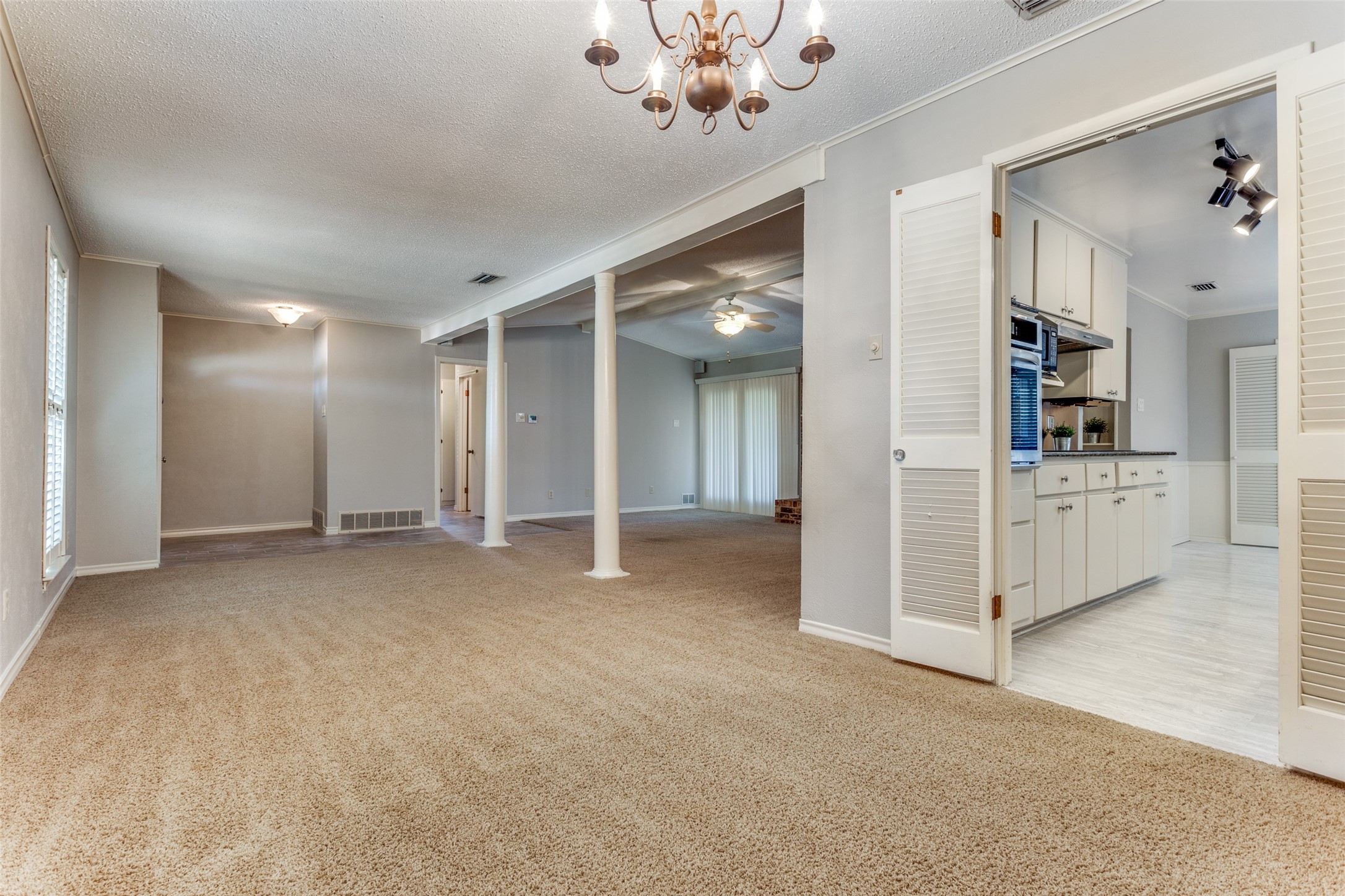 1233 Gardengate Circle