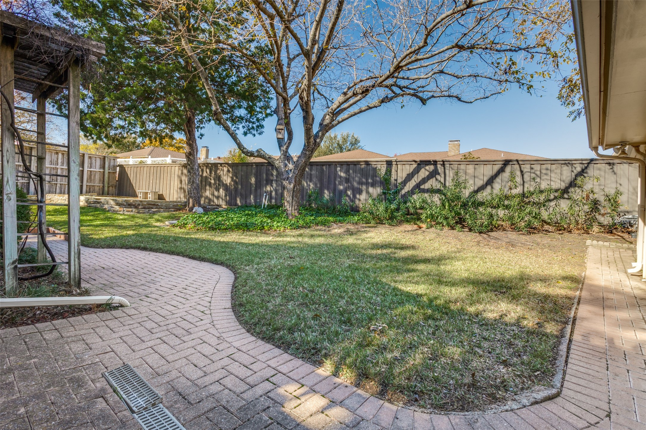 1233 Gardengate Circle