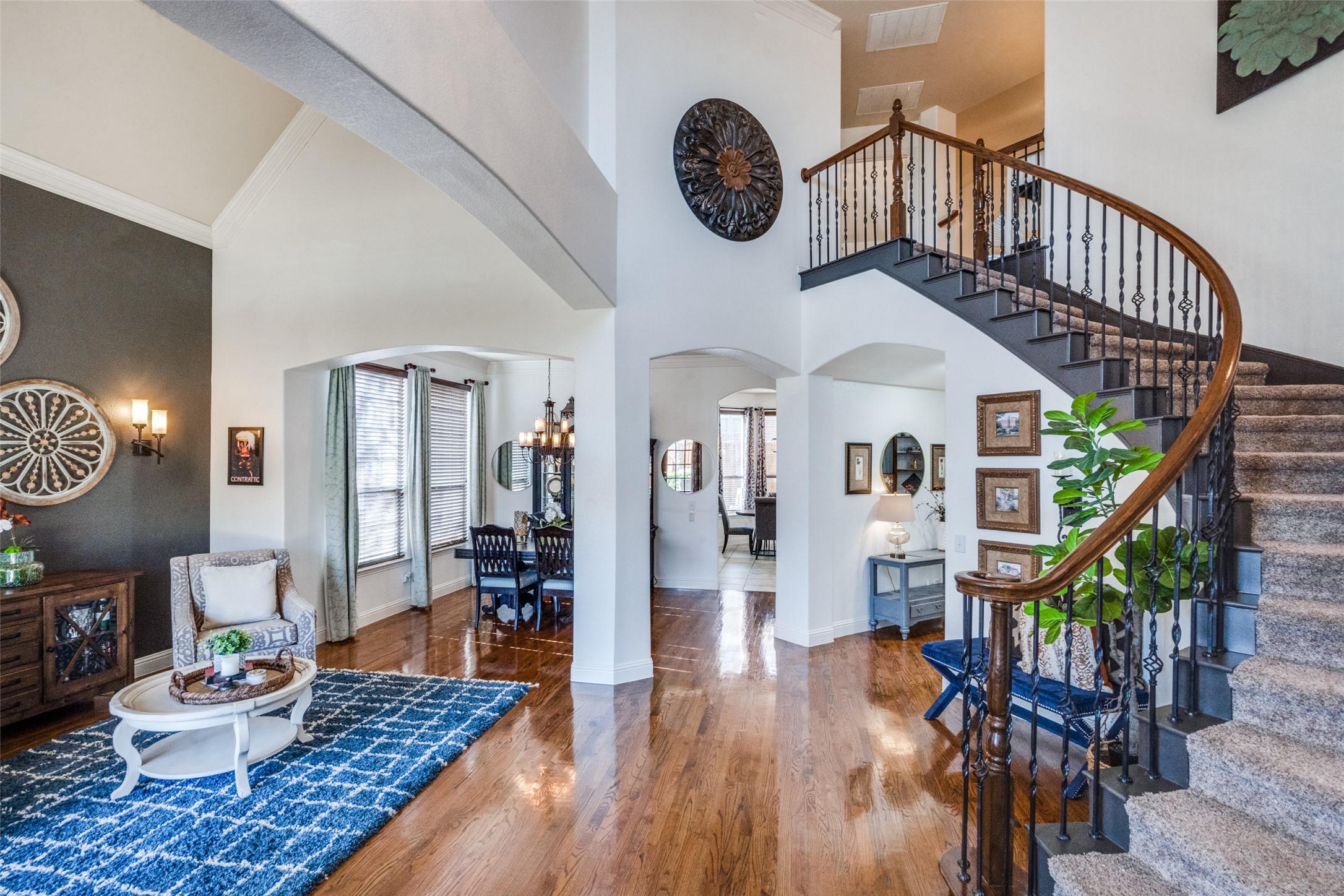 1111 Mandeville Drive