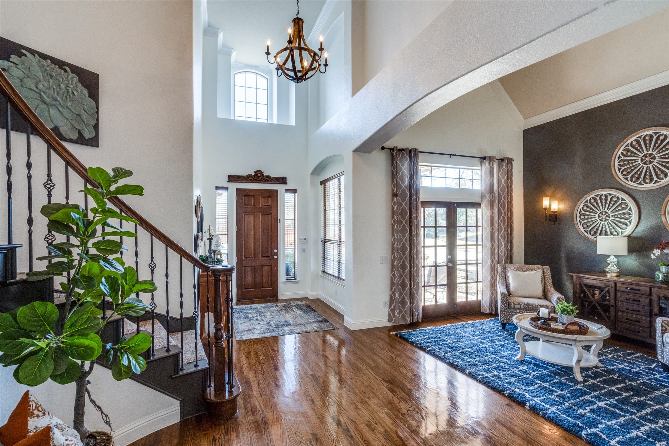 1111 Mandeville Drive
