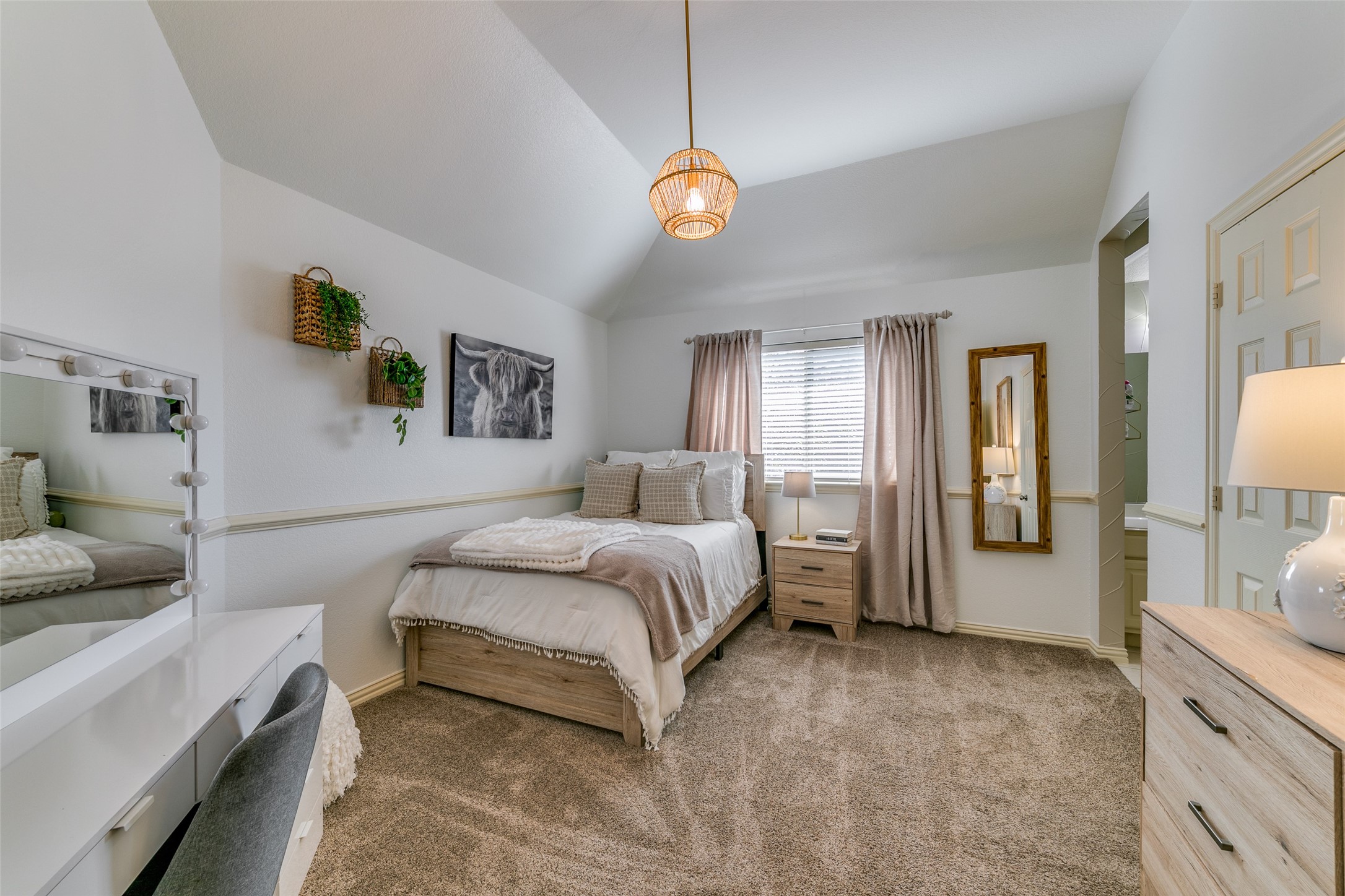 1111 Mandeville Drive