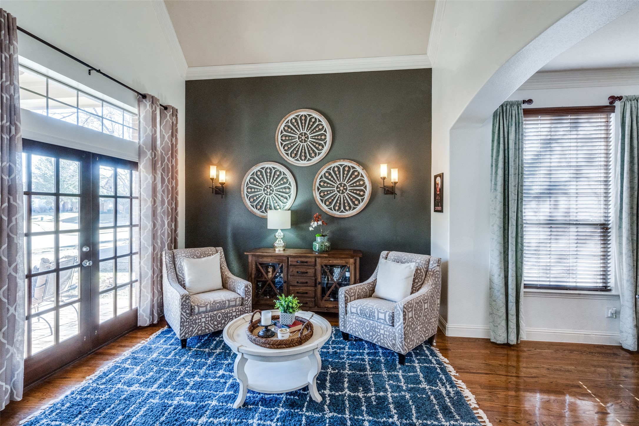 1111 Mandeville Drive