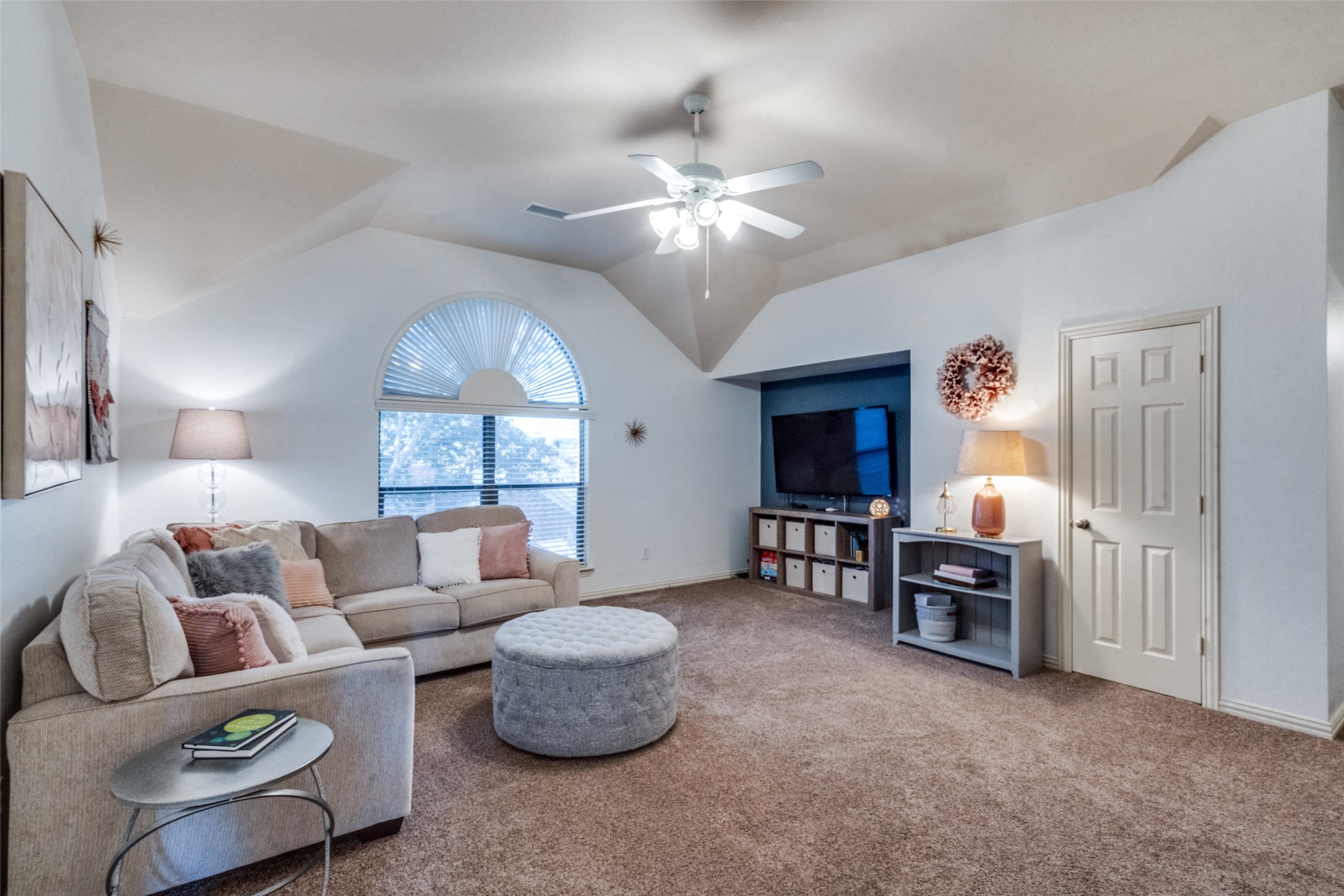 1111 Mandeville Drive