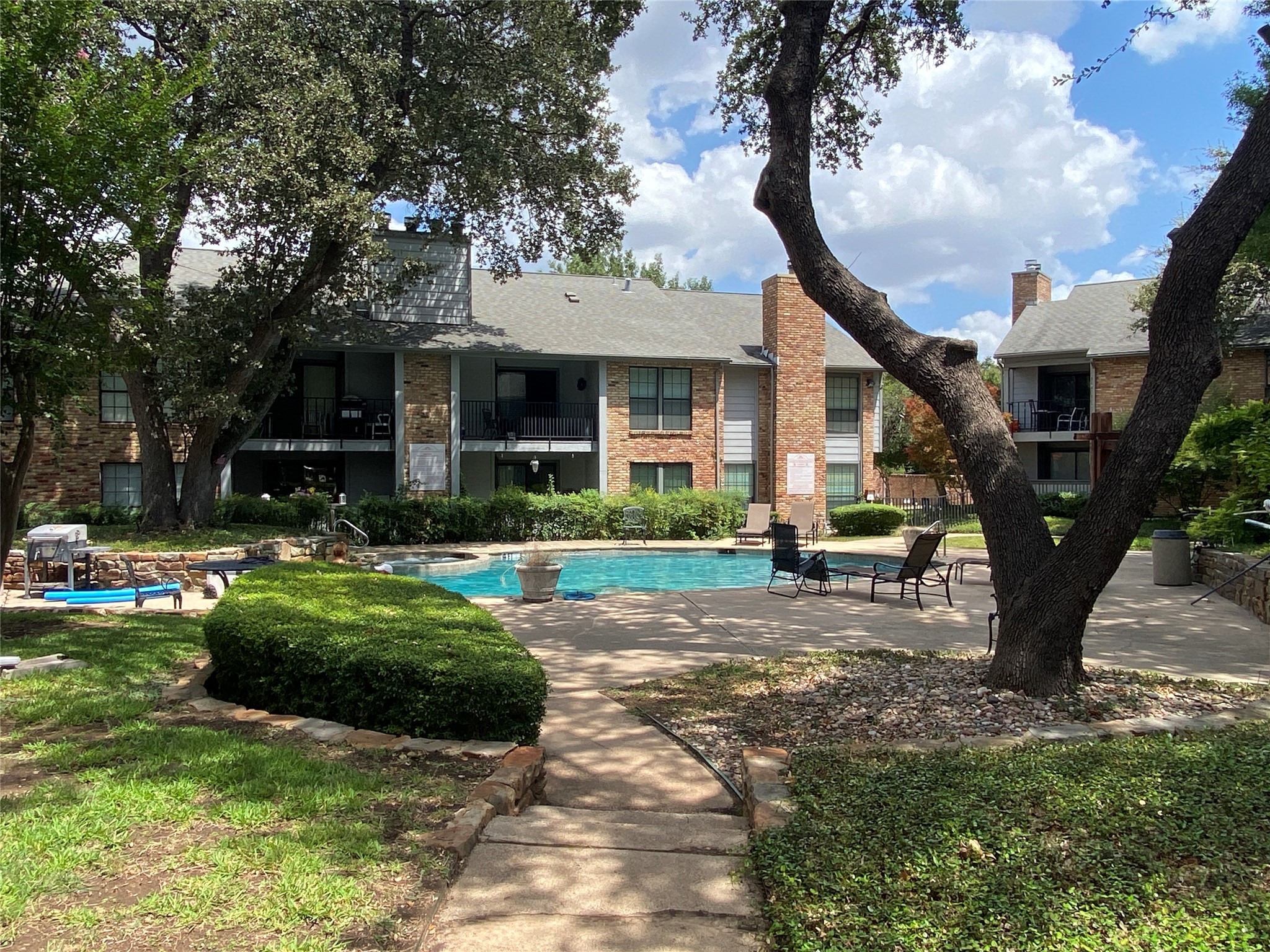 15151 Berry Trail 1104
