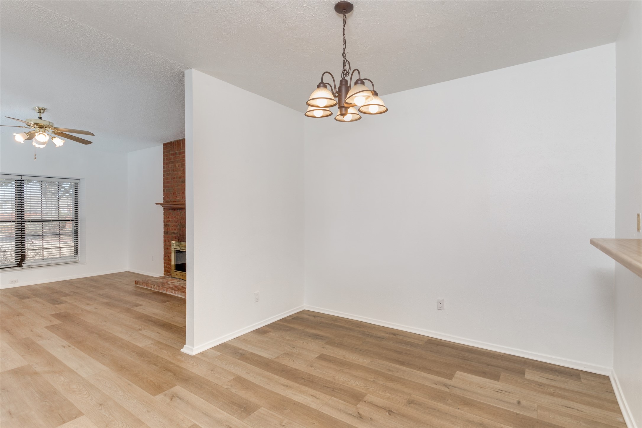 200 Samuel Boulevard 1