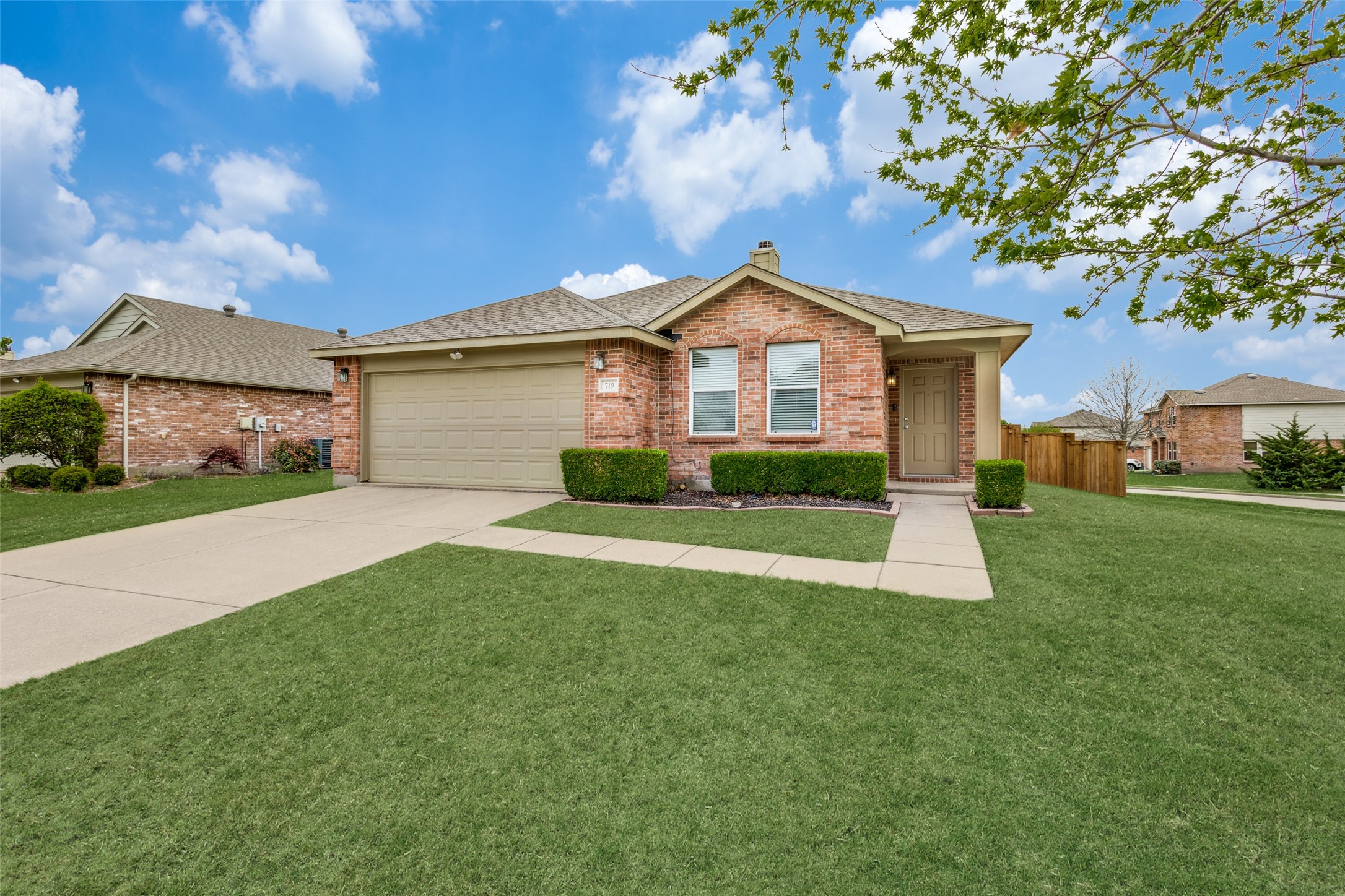 719 Gallant Court