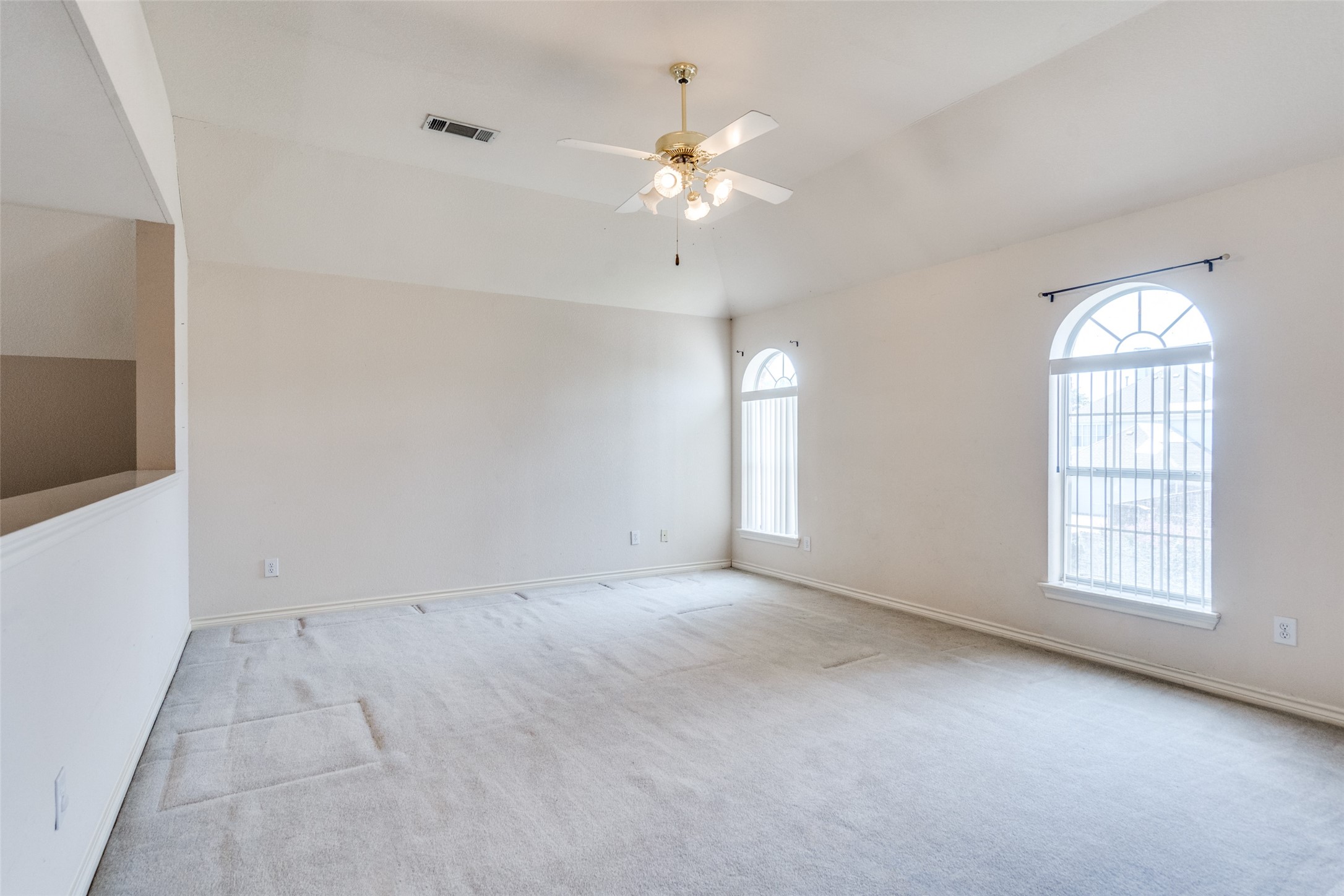 1521 Santa Fe Trail