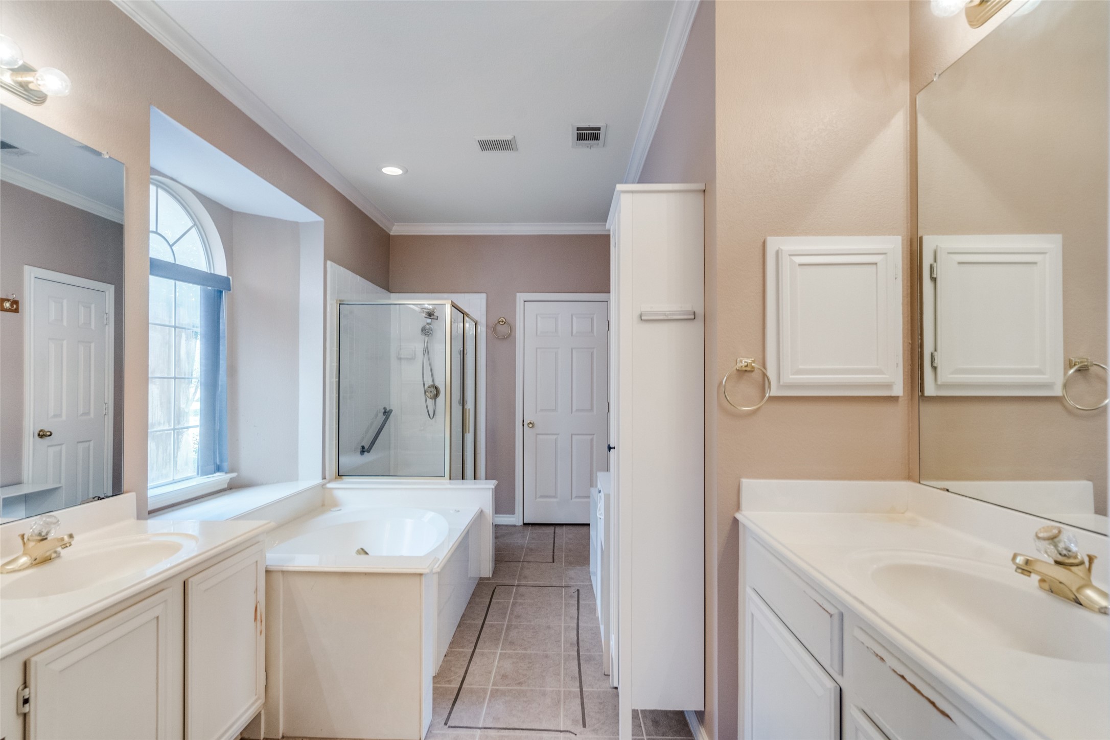 1521 Santa Fe Trail