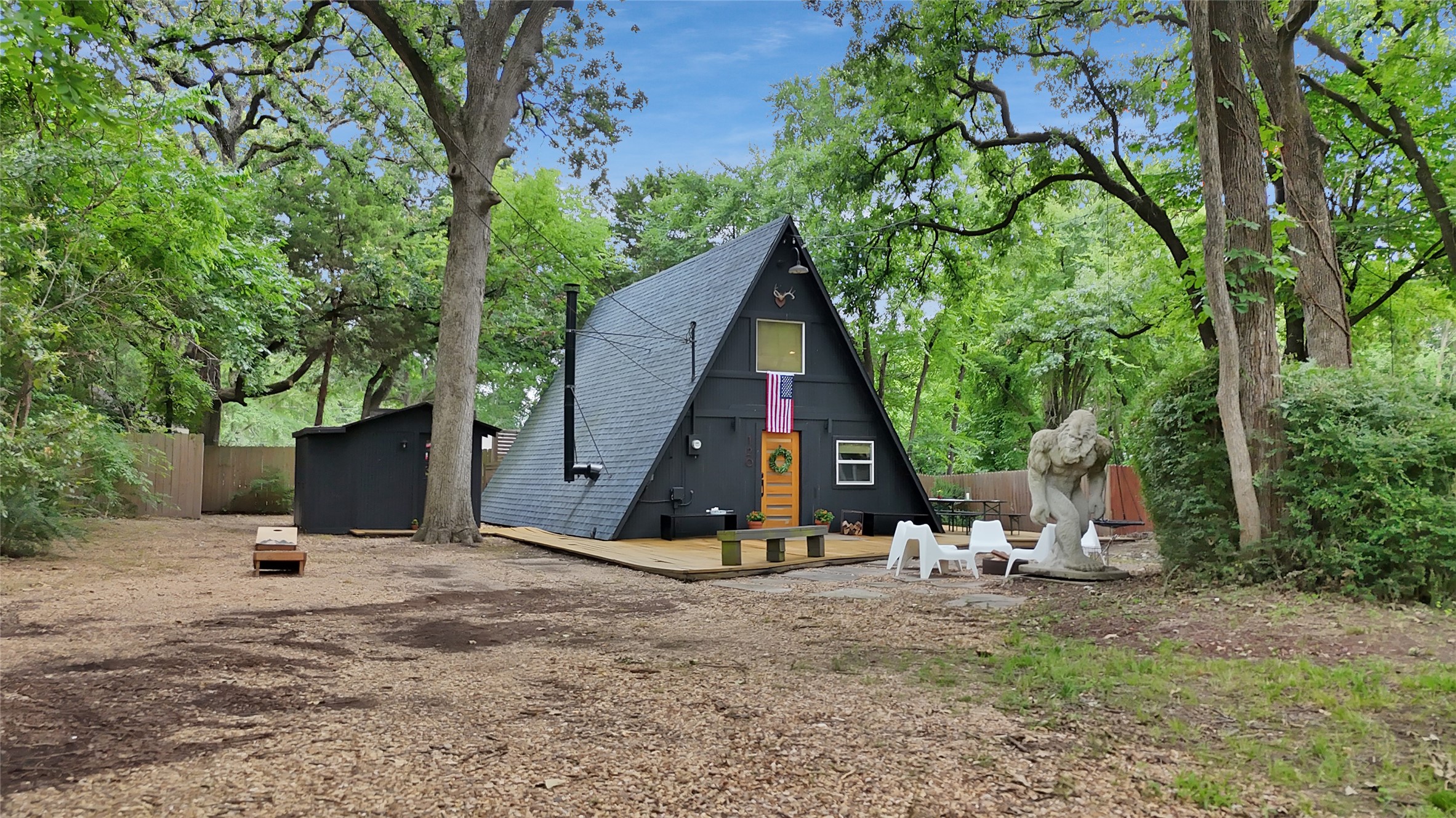 120 Lakeway Lane
