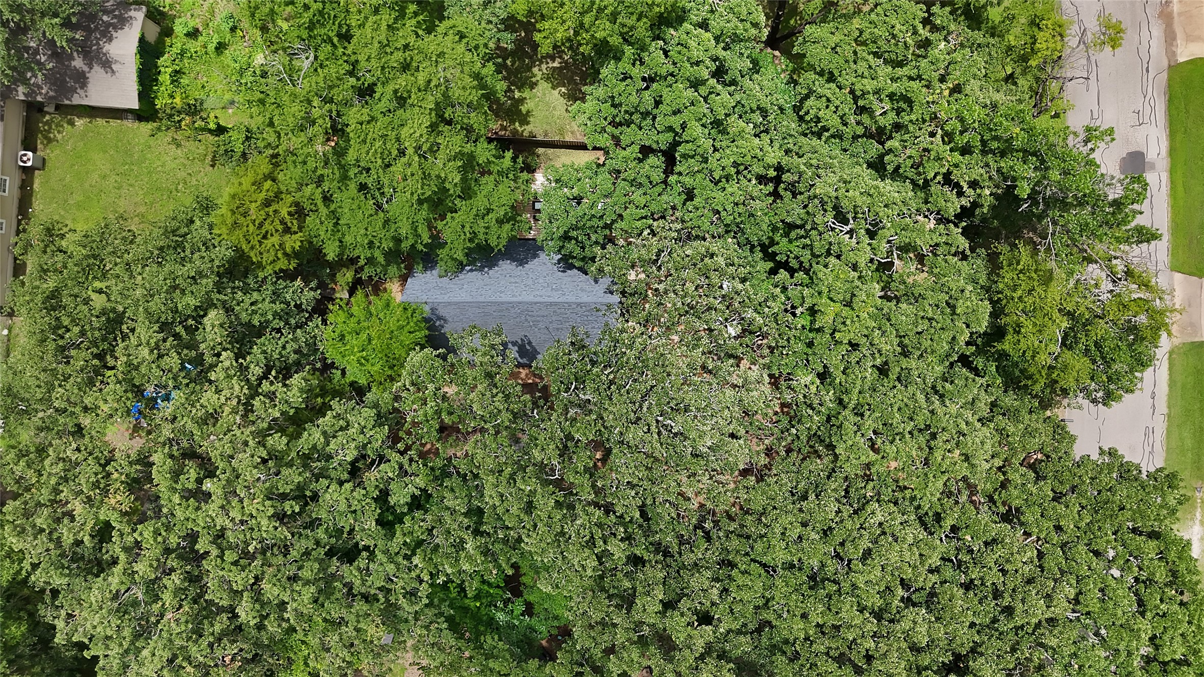 120 Lakeway Lane