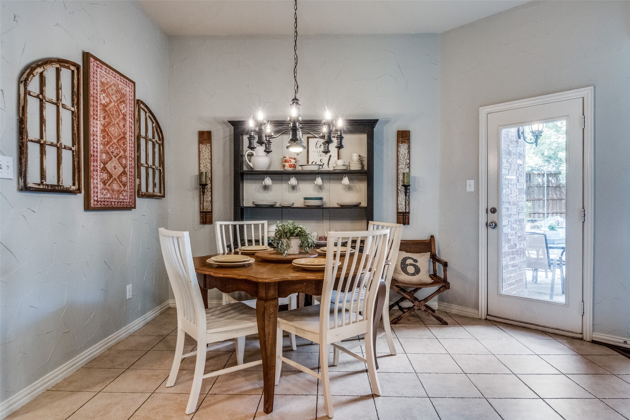 830 Mustang Ridge Drive