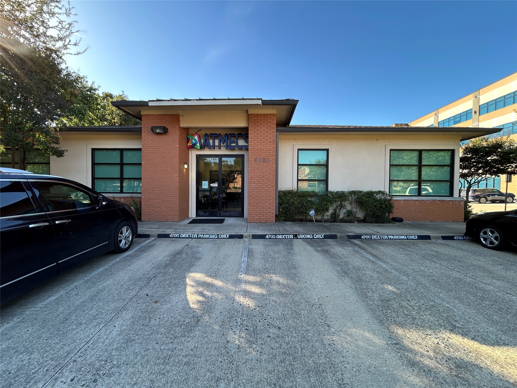 4700 Dexter Drive 100