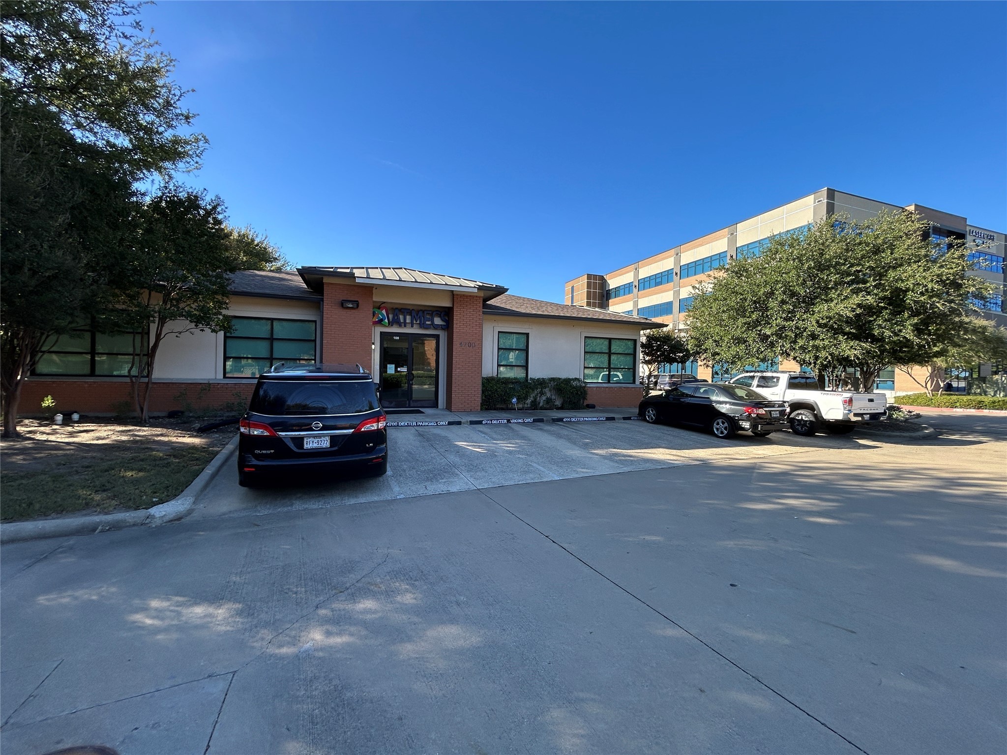 4700 Dexter Drive 100