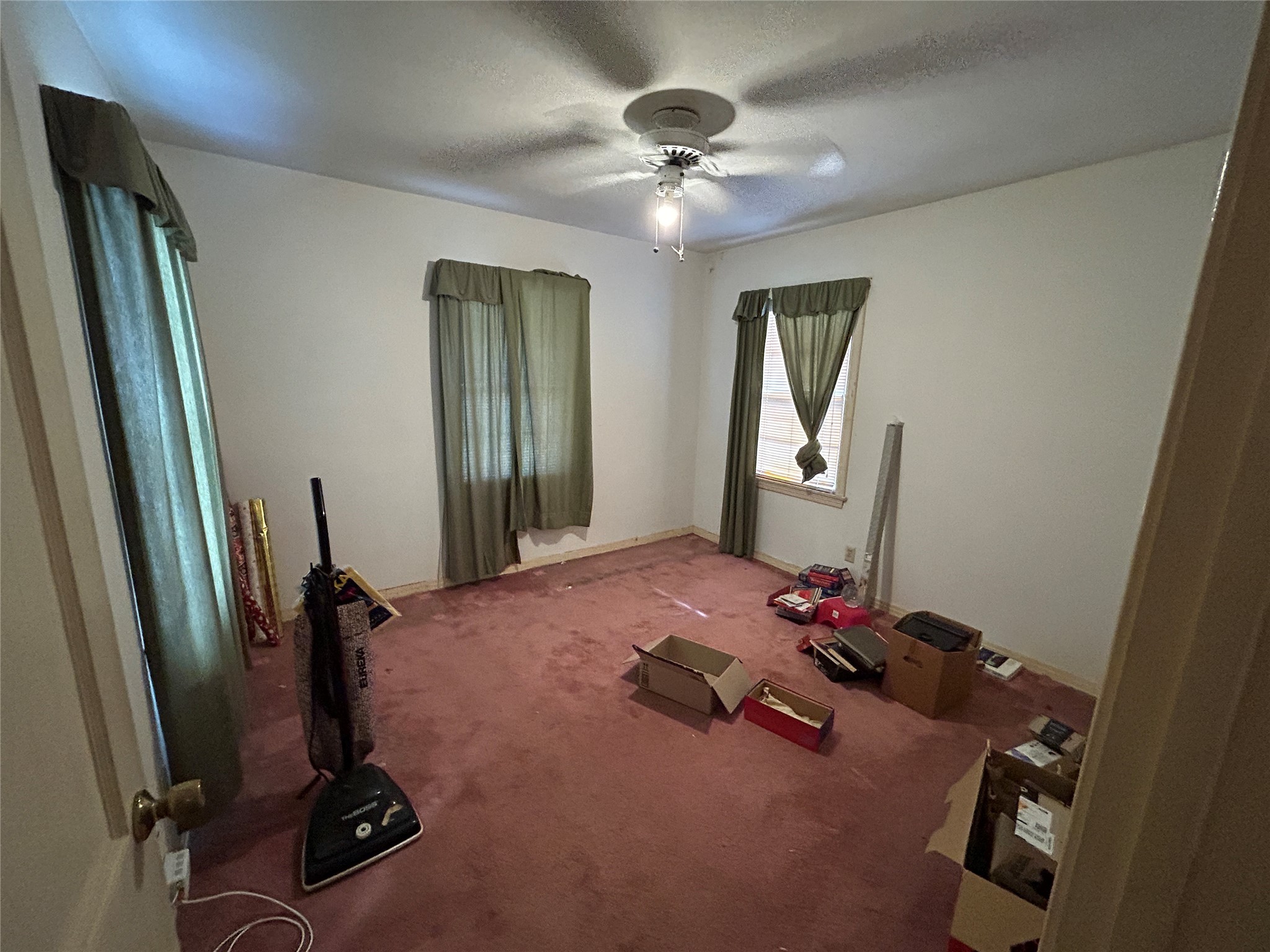 3435 Poinsettia Drive