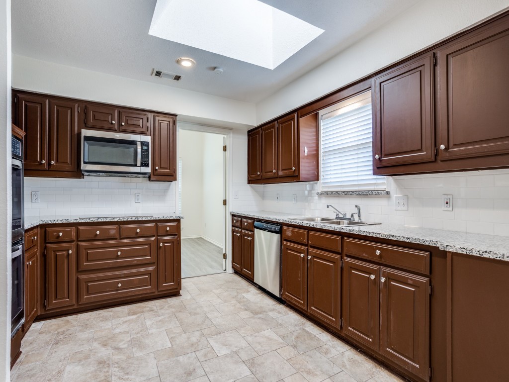 3501 Ashington Lane