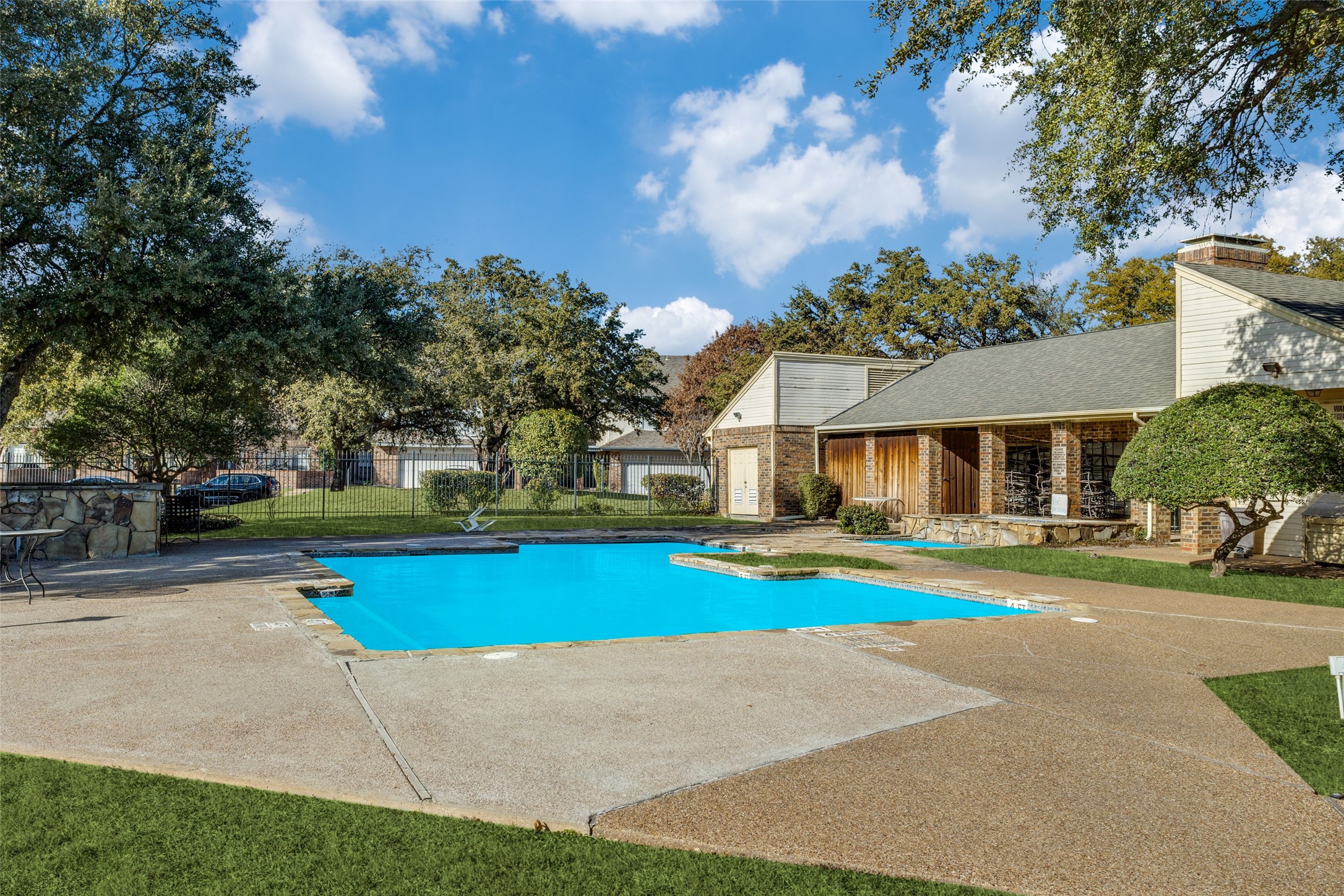 3110 Devonshire Drive 288