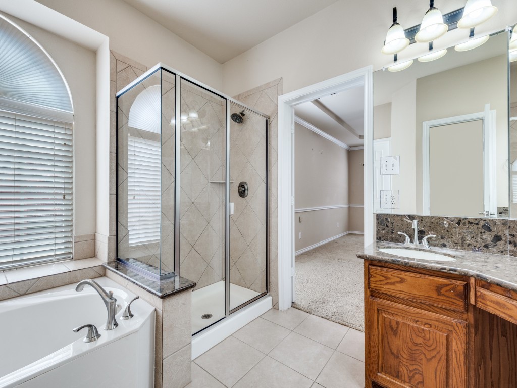 1222 Oak Hill Lane
