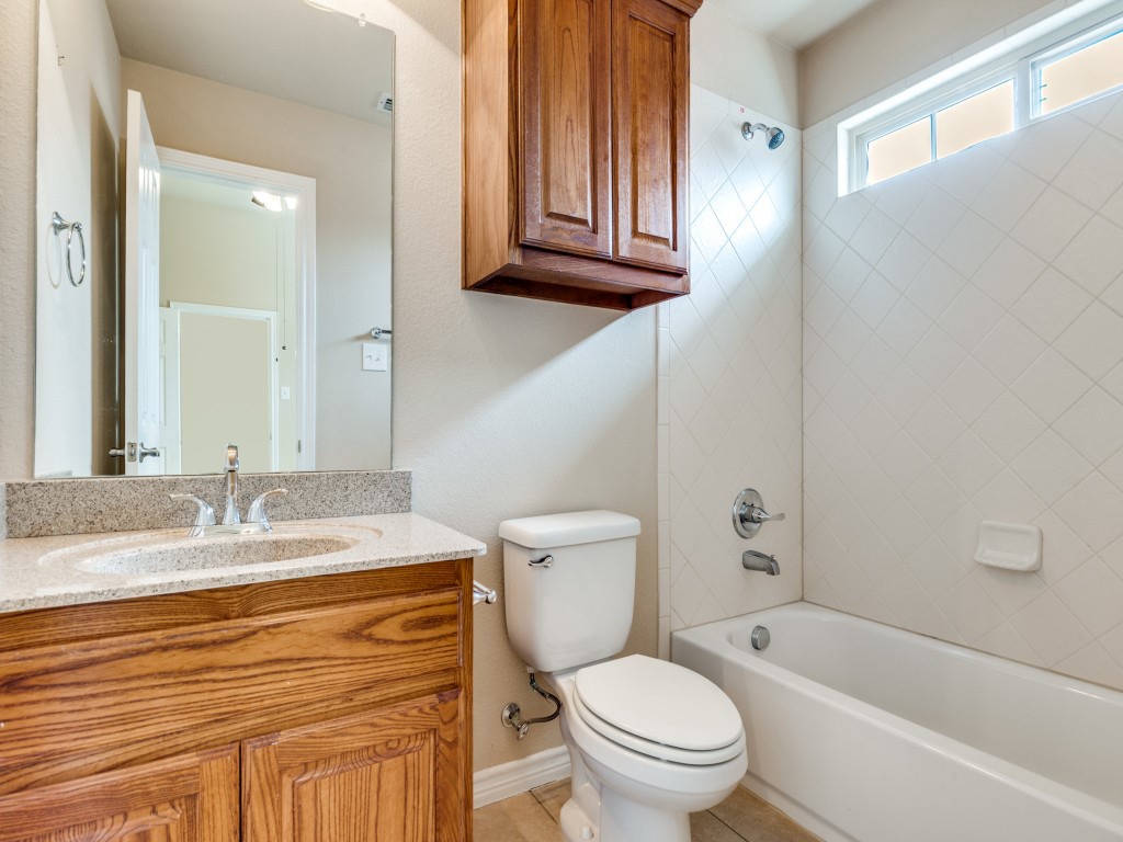 1222 Oak Hill Lane