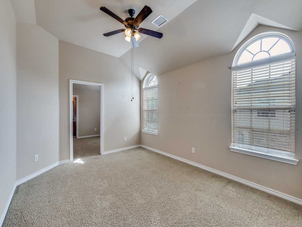 1222 Oak Hill Lane