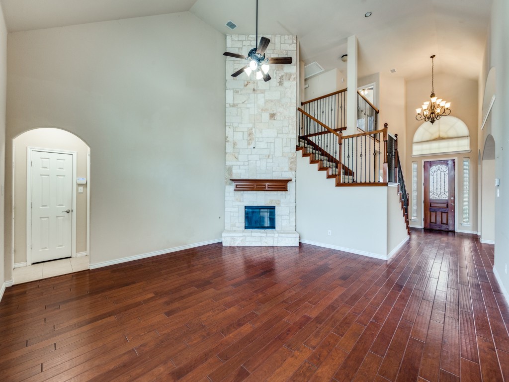 1222 Oak Hill Lane