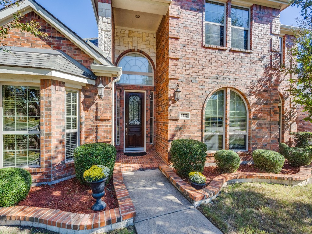 1222 Oak Hill Lane