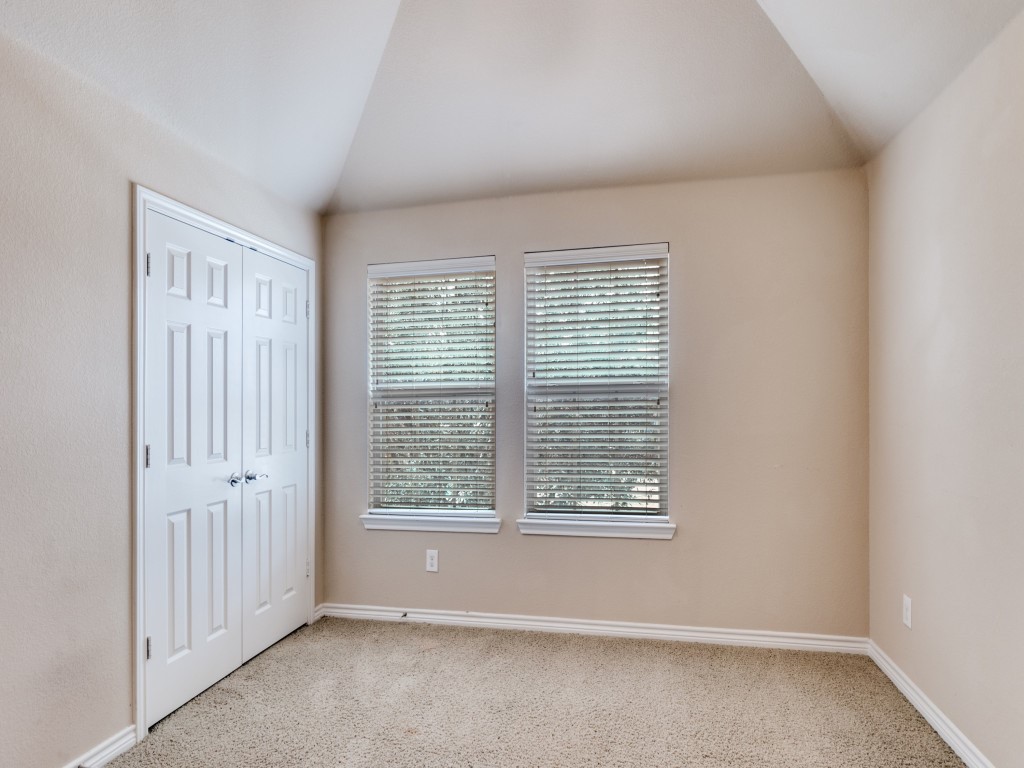 1222 Oak Hill Lane