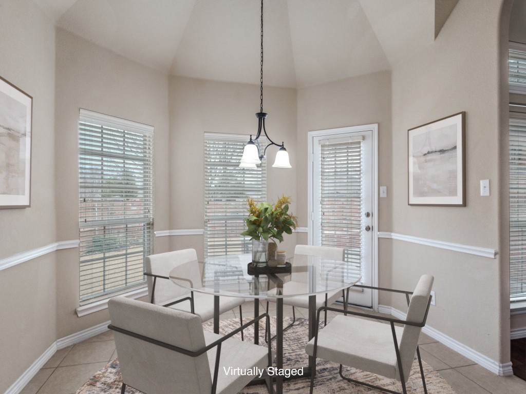1222 Oak Hill Lane