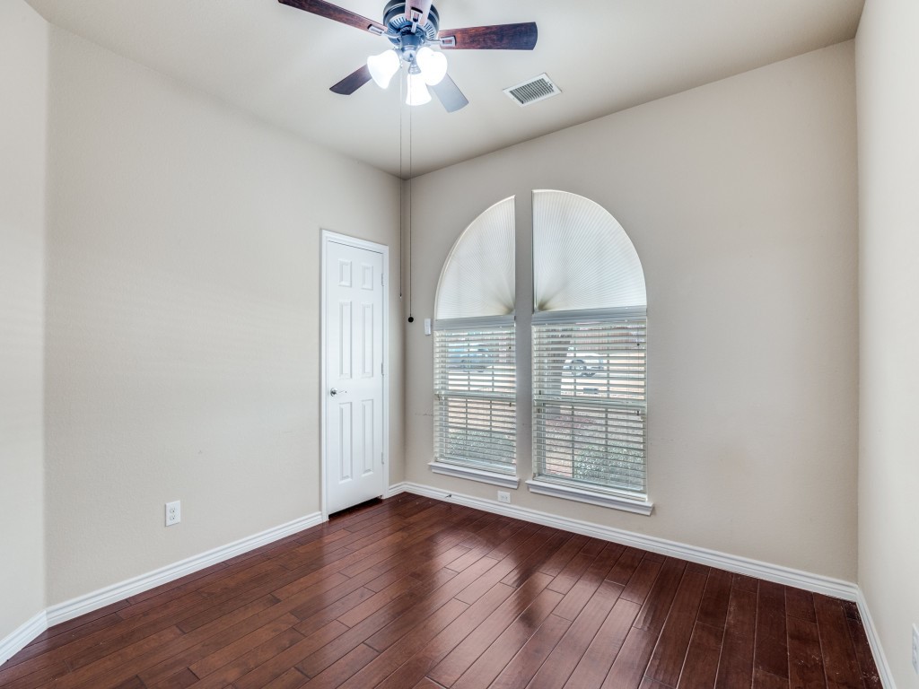 1222 Oak Hill Lane