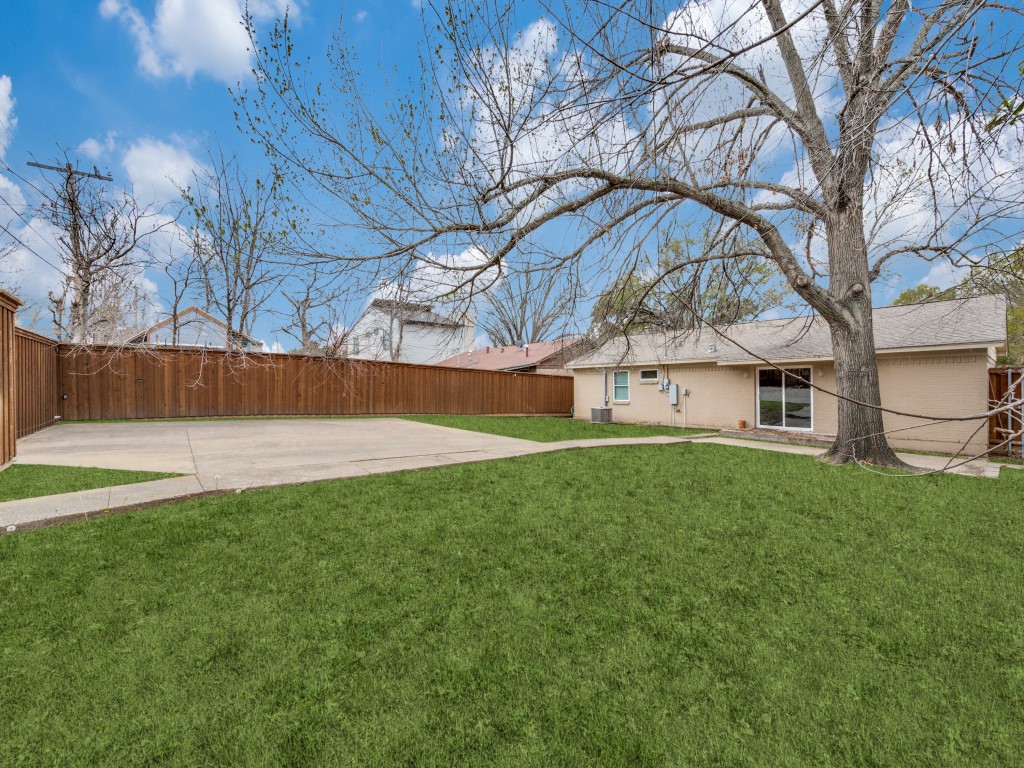 8728 Boundbrook Avenue