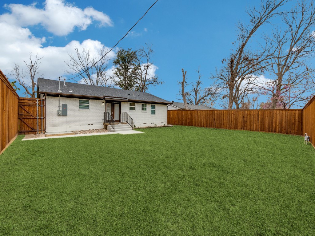 8815 Graywood Drive