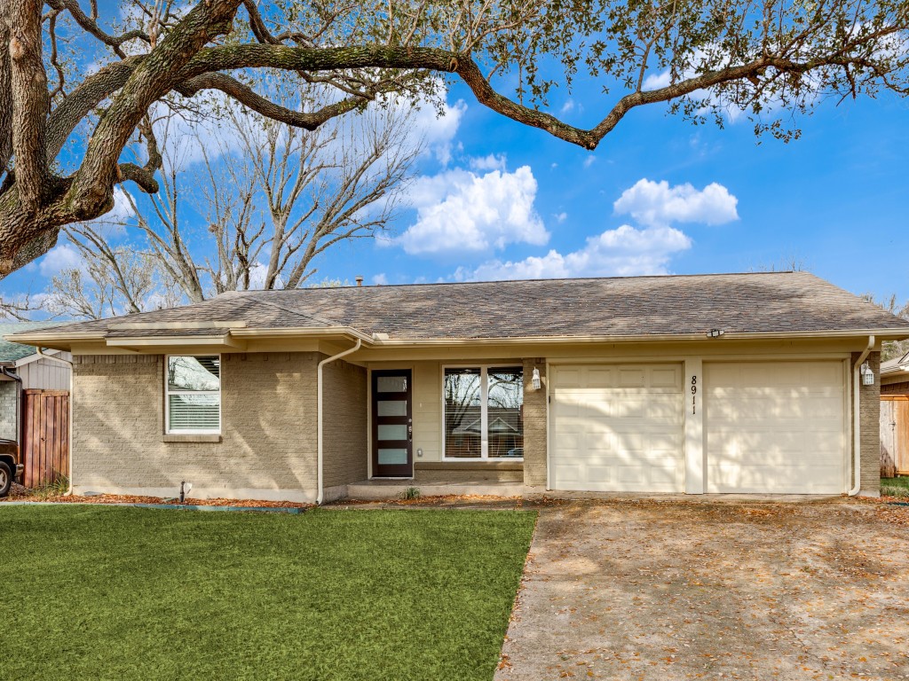 8911 Angleton Place
