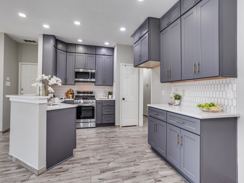 220 Peach Tree Drive