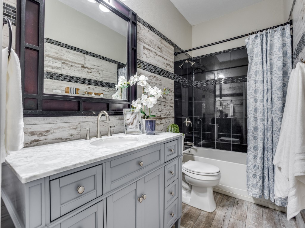 220 Peach Tree Drive