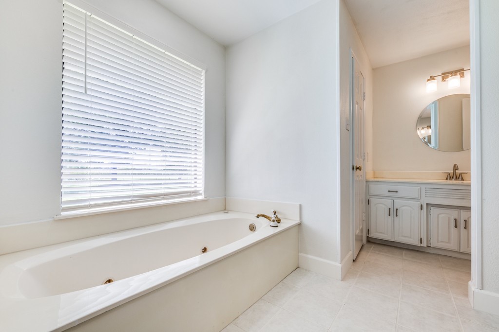 9A Rhea Mills Circle