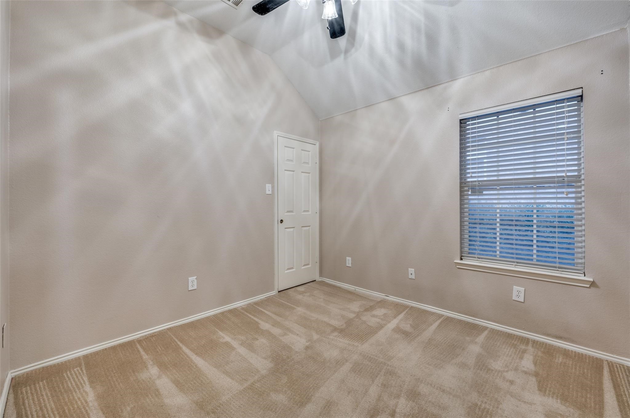 6752 Longhorn Trail