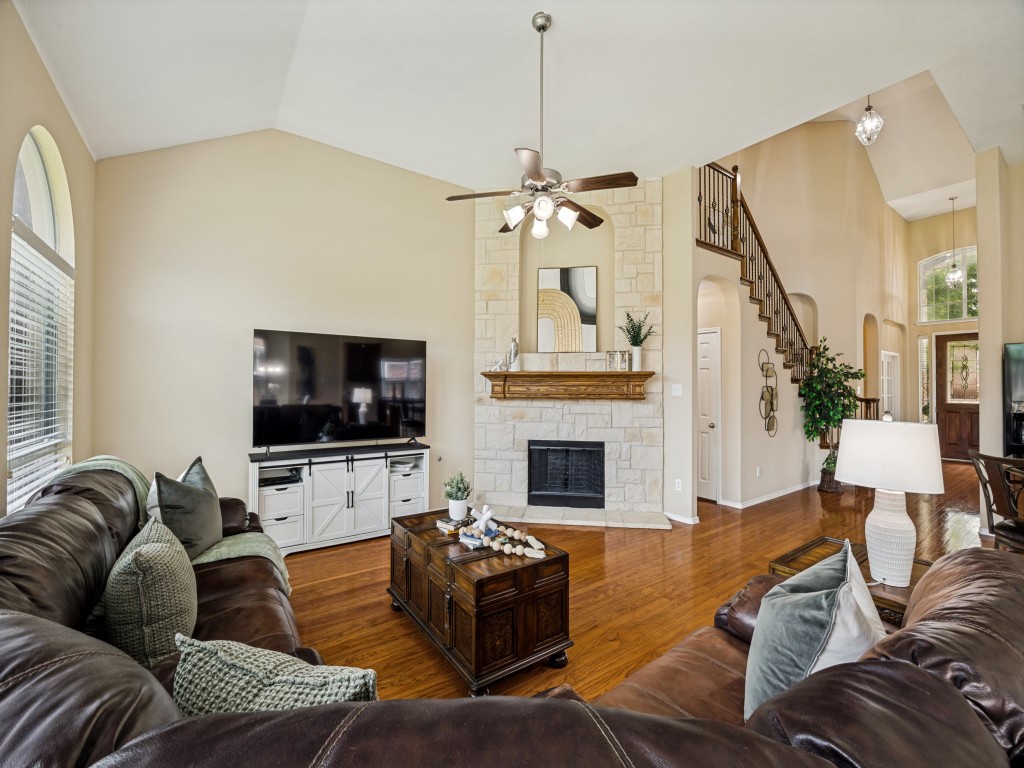 1192 Oak Hill Lane