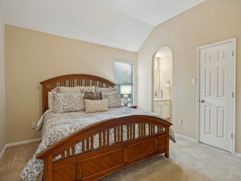 1192 Oak Hill Lane