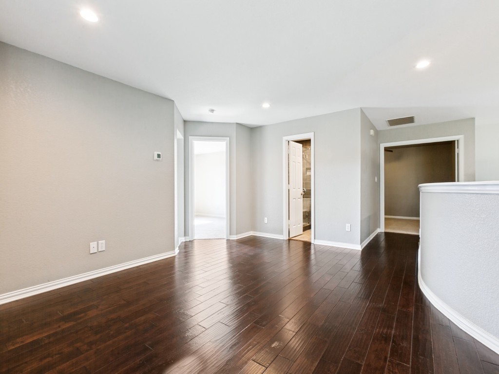 421 Shady Oaks Drive