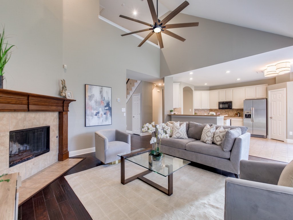 421 Shady Oaks Drive