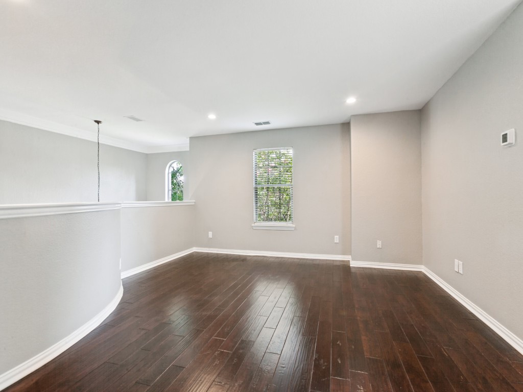 421 Shady Oaks Drive