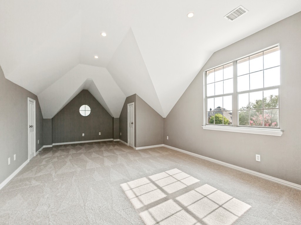 421 Shady Oaks Drive